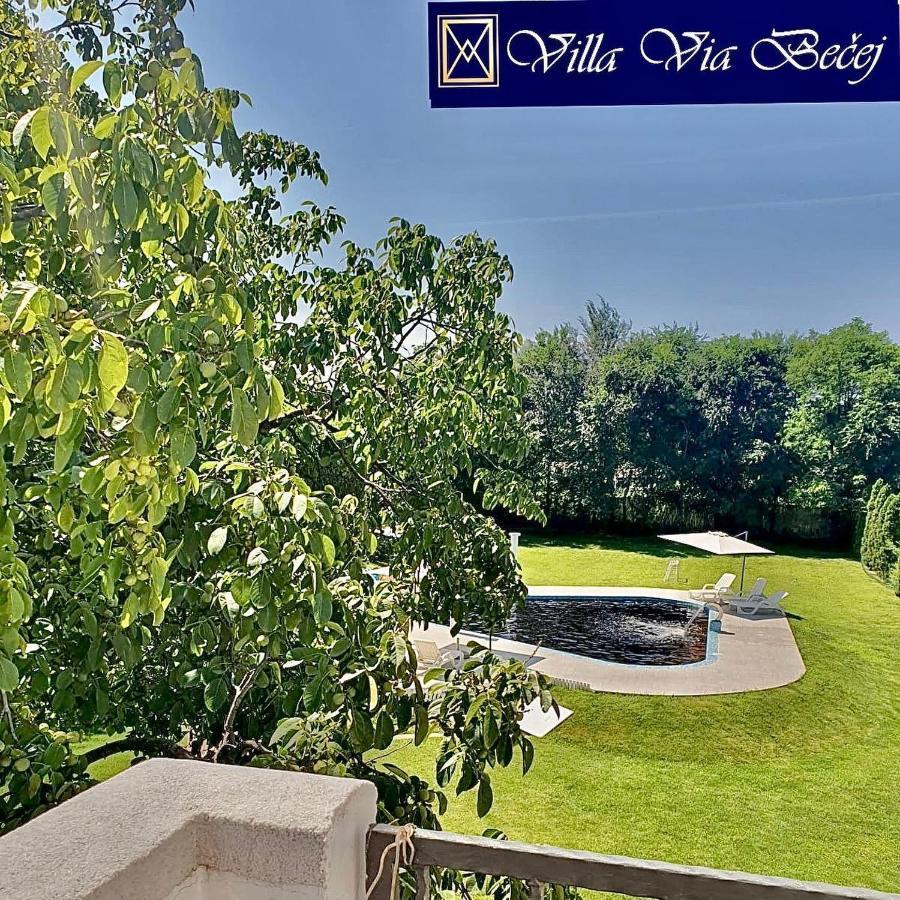 Villa Via Becej Exterior photo