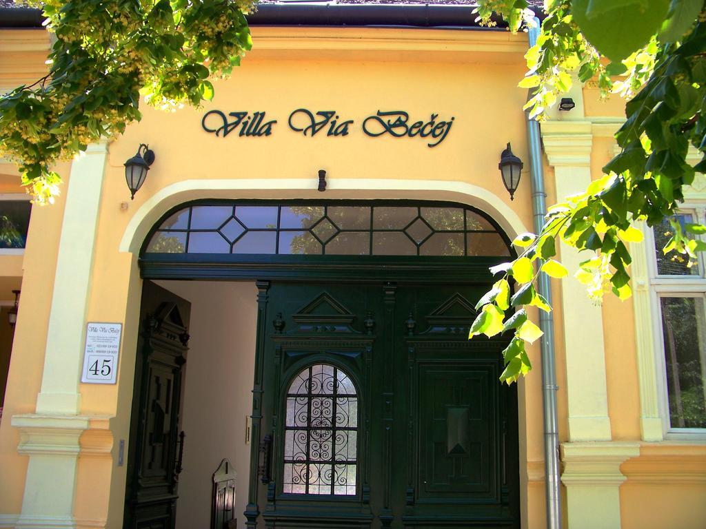 Villa Via Becej Exterior photo